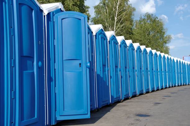Best Porta potty rental near me  in Cheboygan, MI